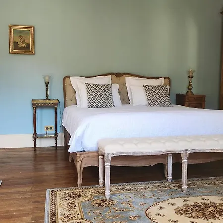 Chateau De Longevergne 3* Anglards-de-Salers