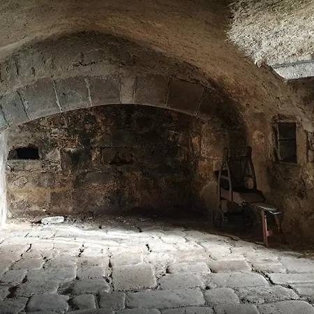 Nocleg ze śniadaniem Chateau De Longevergne 3*