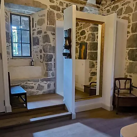 Nocleg ze śniadaniem Chateau De Longevergne 3*